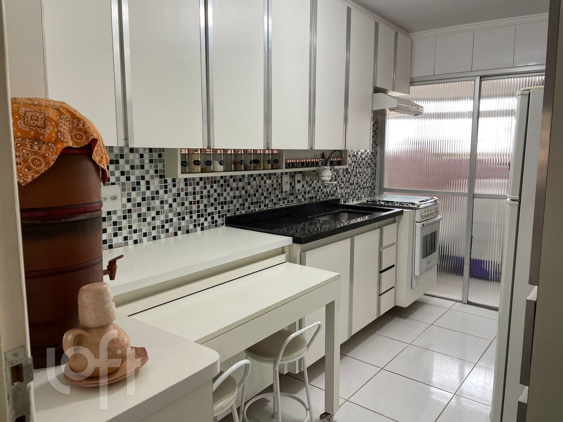 Apartamento à venda com 2 quartos, 72m² - Foto 38