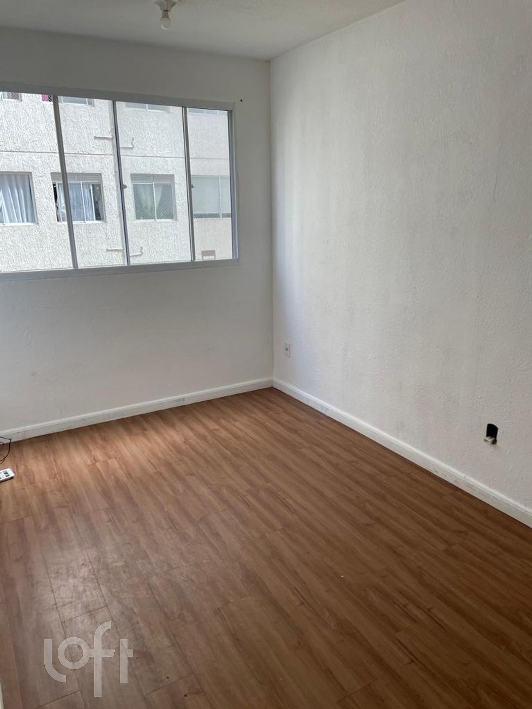 Apartamento à venda com 2 quartos, 42m² - Foto 2