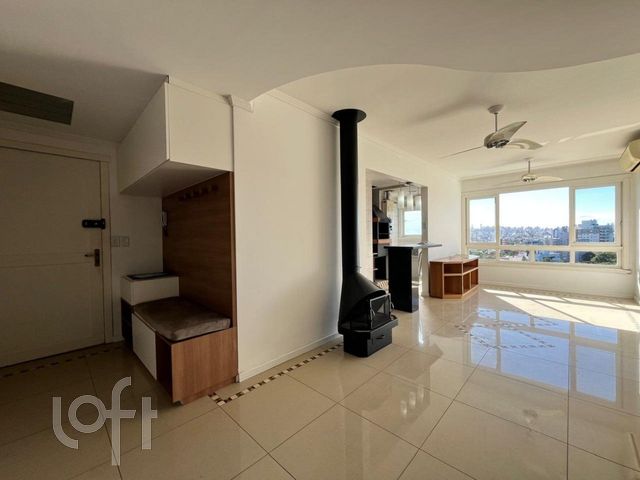 Apartamento com 87m², 3 dormitórios, 1 suíte, 2 vagas, Jardim Botânico em Porto Alegre