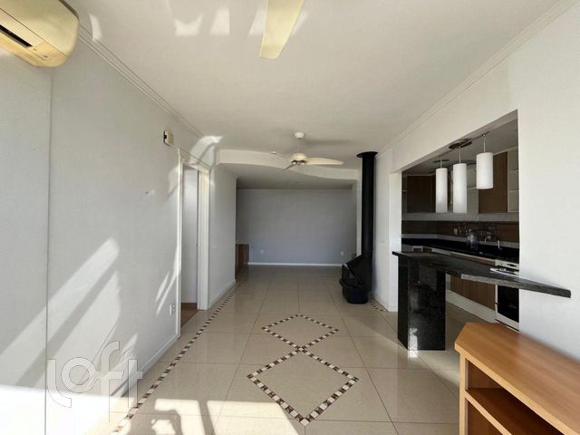 Apartamento com 87m², 3 dormitórios, 1 suíte, 2 vagas, Jardim Botânico em Porto Alegre