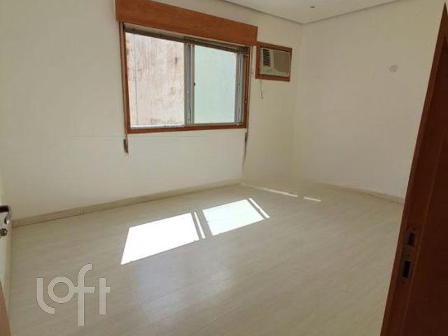 Apartamento com 68m², 2 dormitórios, 1 vaga, Santana em Porto Alegre
