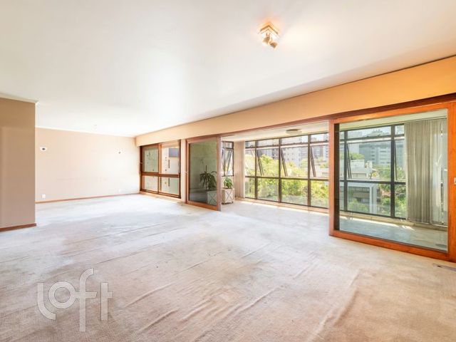 Apartamento com 277m², 4 dormitórios, 1 suíte, 3 vagas, Rio Branco em Porto Alegre