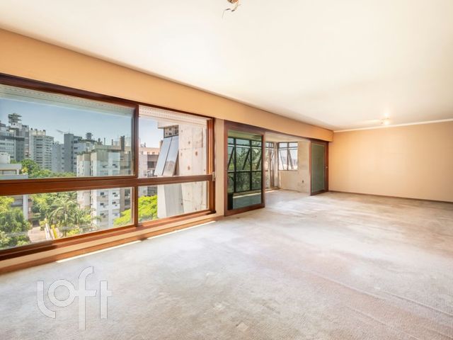 Apartamento com 277m², 4 dormitórios, 1 suíte, 3 vagas, Rio Branco em Porto Alegre