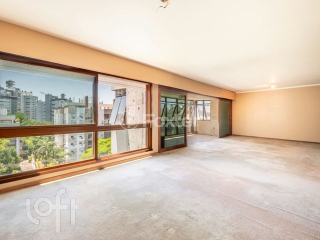 Apartamento com 277m², 3 dormitórios, 1 suíte, 3 vagas, Rio Branco em Porto Alegre