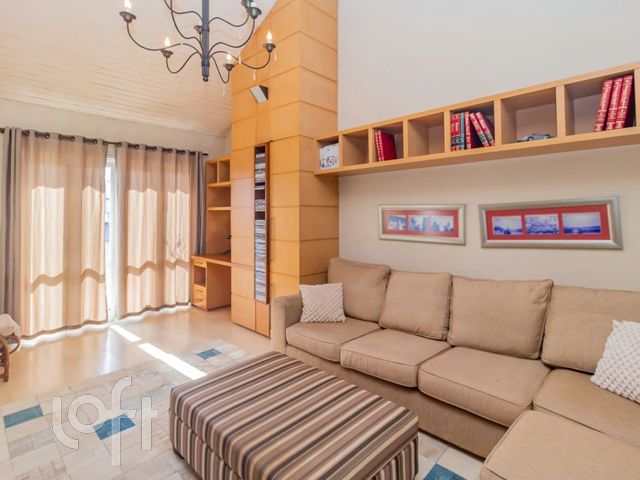 Casa em Condomínio com 251m², 4 dormitórios, 2 suítes, 4 vagas, Boa Vista em Porto Alegre