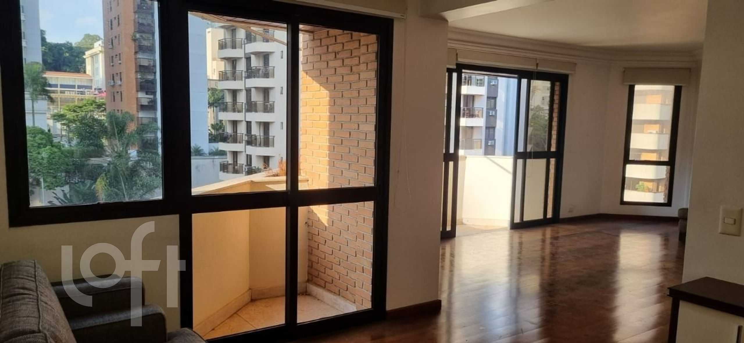 Apartamento à venda com 3 quartos, 160m² - Foto 5