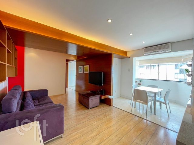 Apartamento com 85m², 2 dormitórios, 1 suíte, 1 vaga, Bom Fim em Porto Alegre