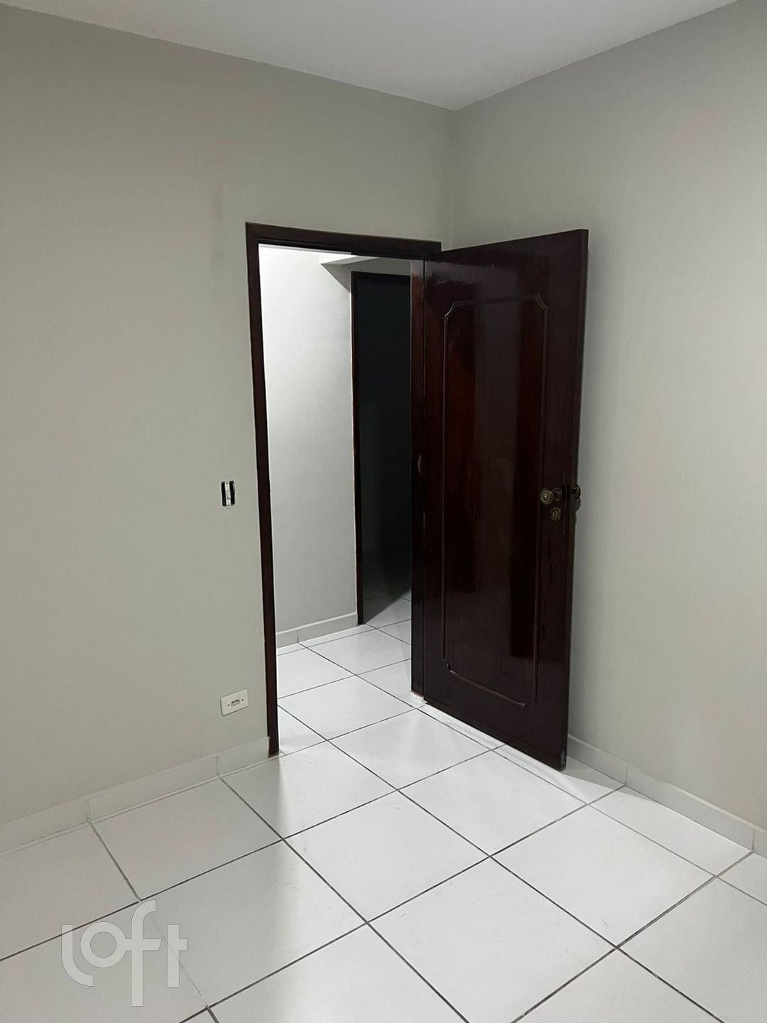 Apartamento à venda com 3 quartos, 80m² - Foto 11