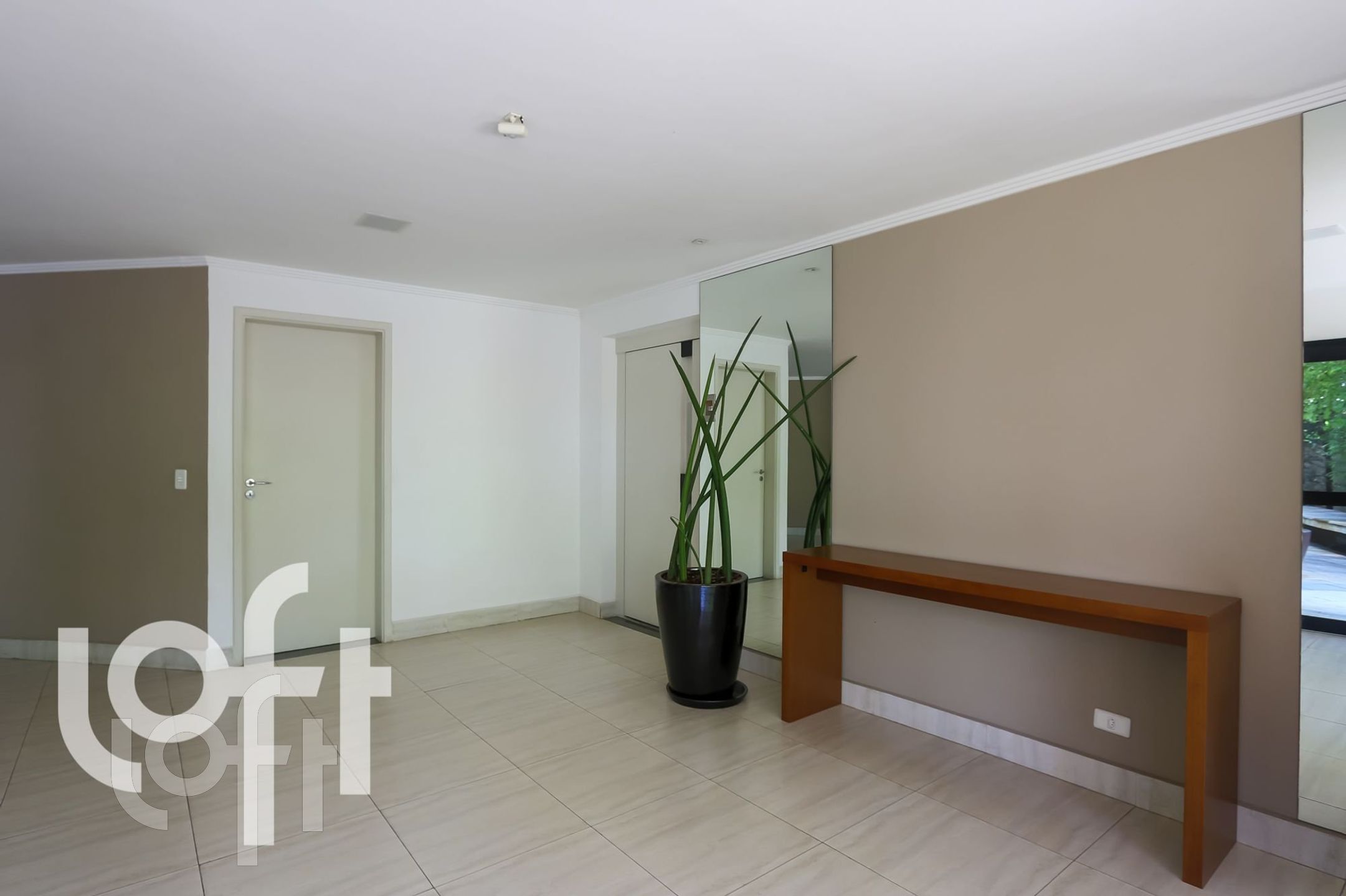 Apartamento à venda com 3 quartos, 140m² - Foto 10