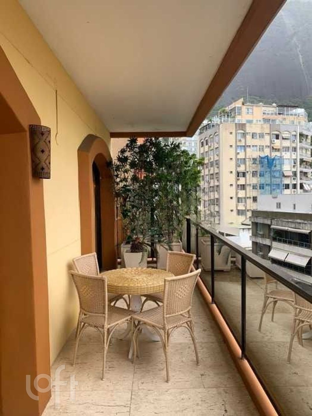 Apartamento à venda com 4 quartos, 253m² - Foto 3