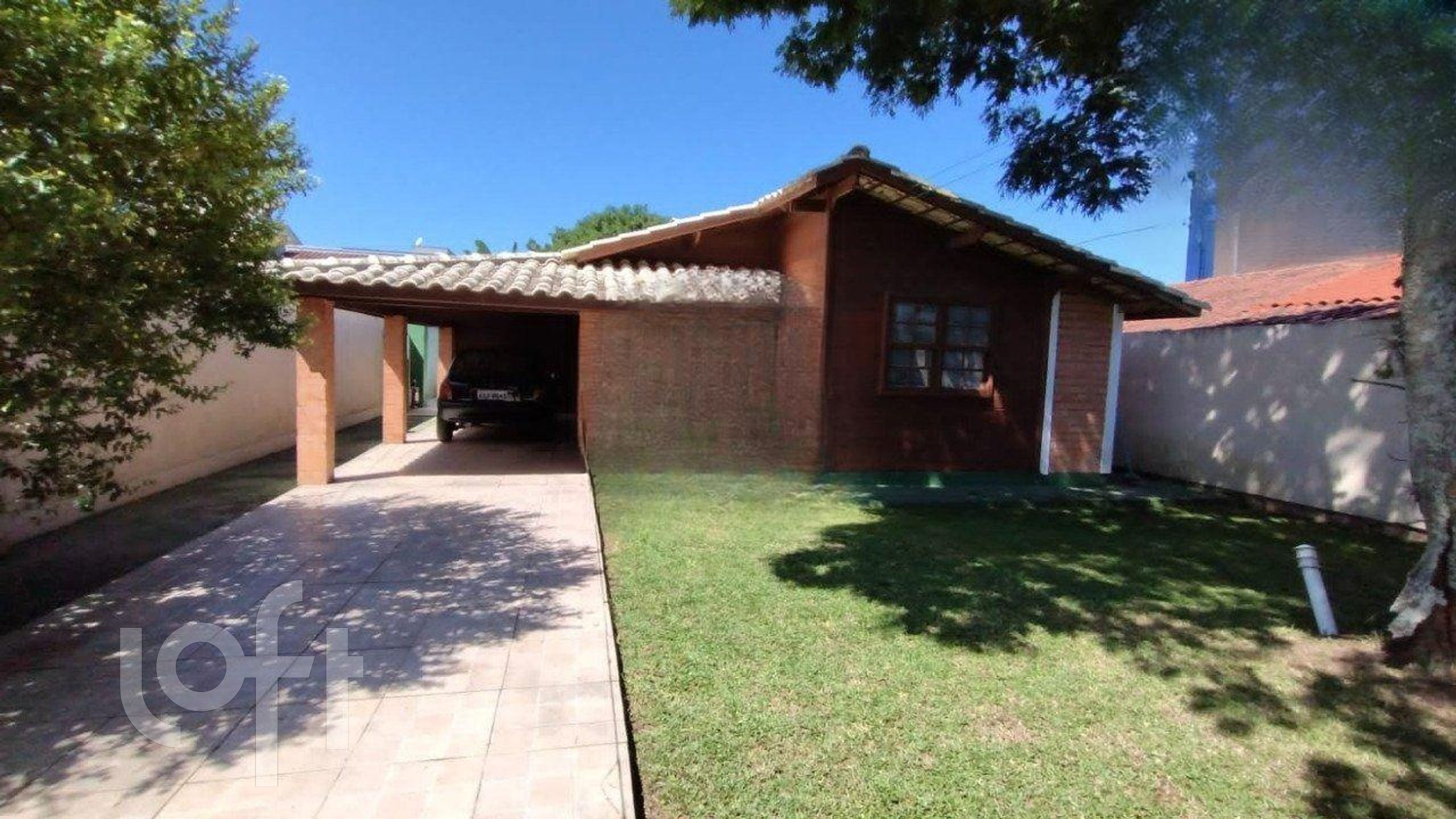 Casa Residencial com 122m², 2 quartos, 3 garagens, no bairro Campeche Norte em Florianópolis