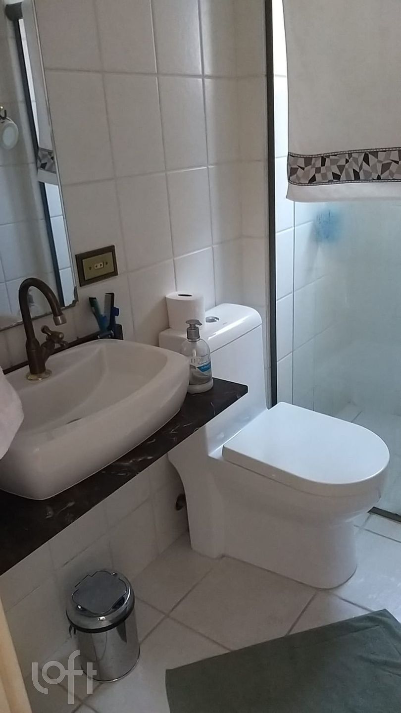 Apartamento à venda com 2 quartos, 70m² - Foto 19