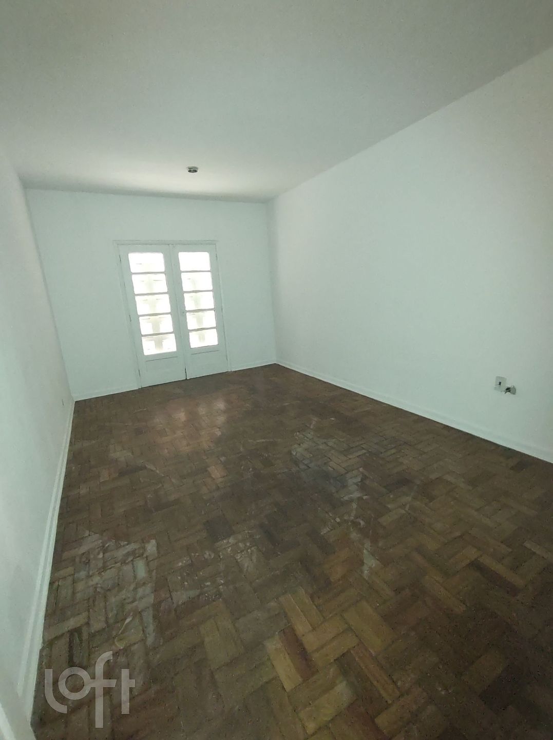 Apartamento à venda com 2 quartos, 75m² - Foto 3