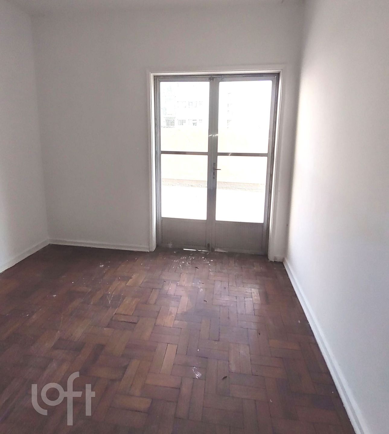 Apartamento à venda com 2 quartos, 75m² - Foto 4