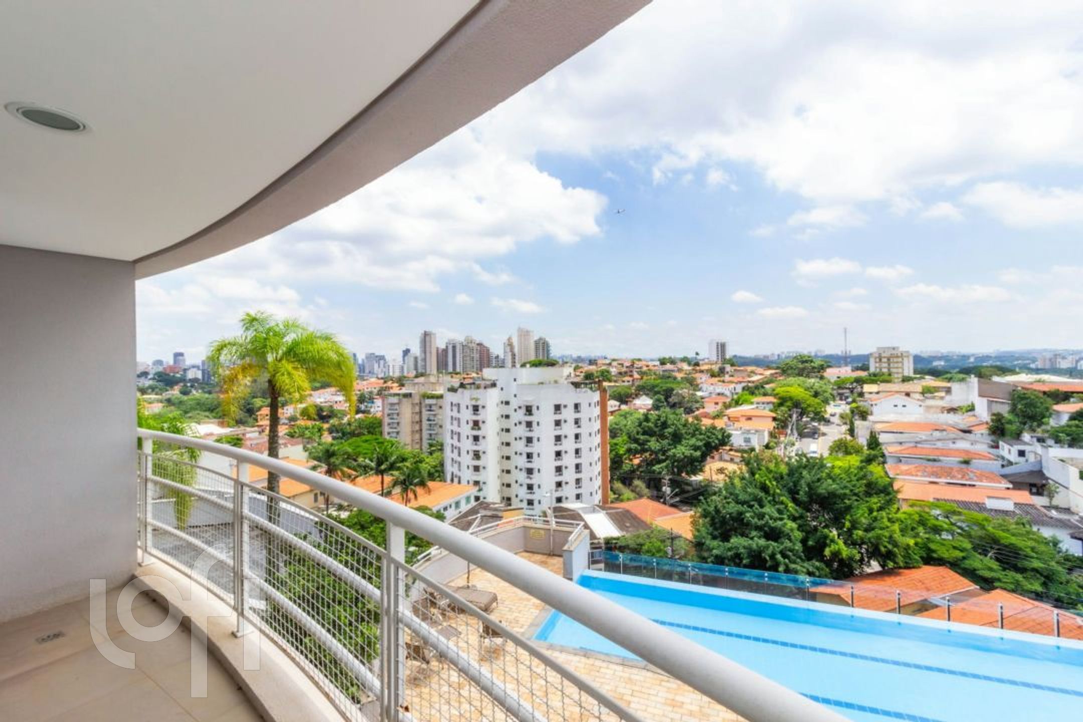 Apartamento à venda com 1 quarto, 100m² - Foto 4