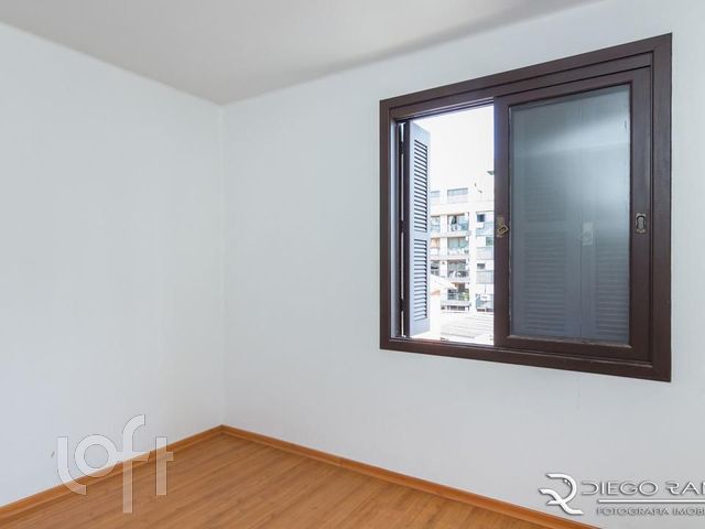 Apartamento com 92m², 3 dormitórios, 1 vaga, Menino Deus em Porto Alegre