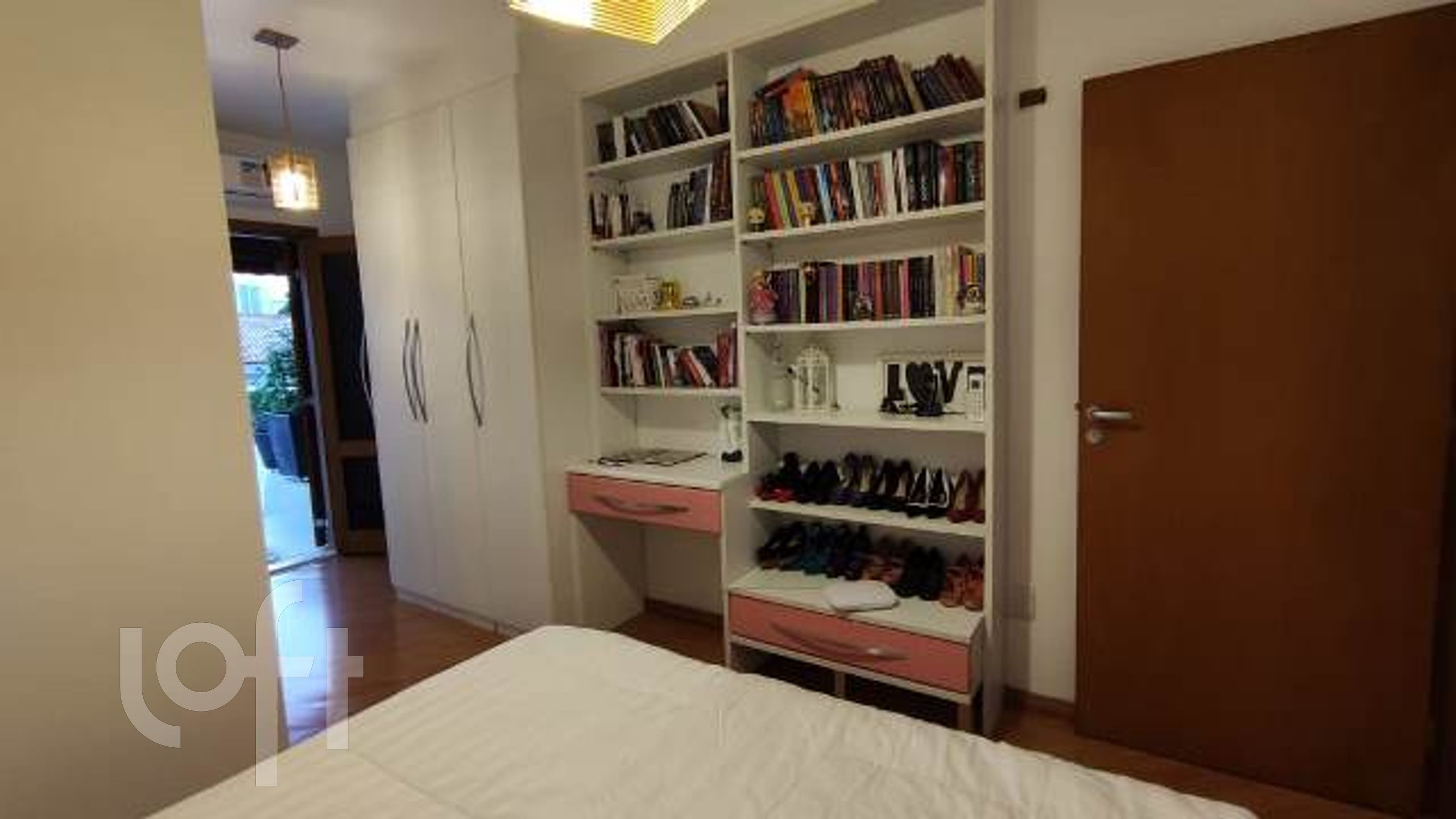 Casa à venda com 4 quartos, 308m² - Foto 25