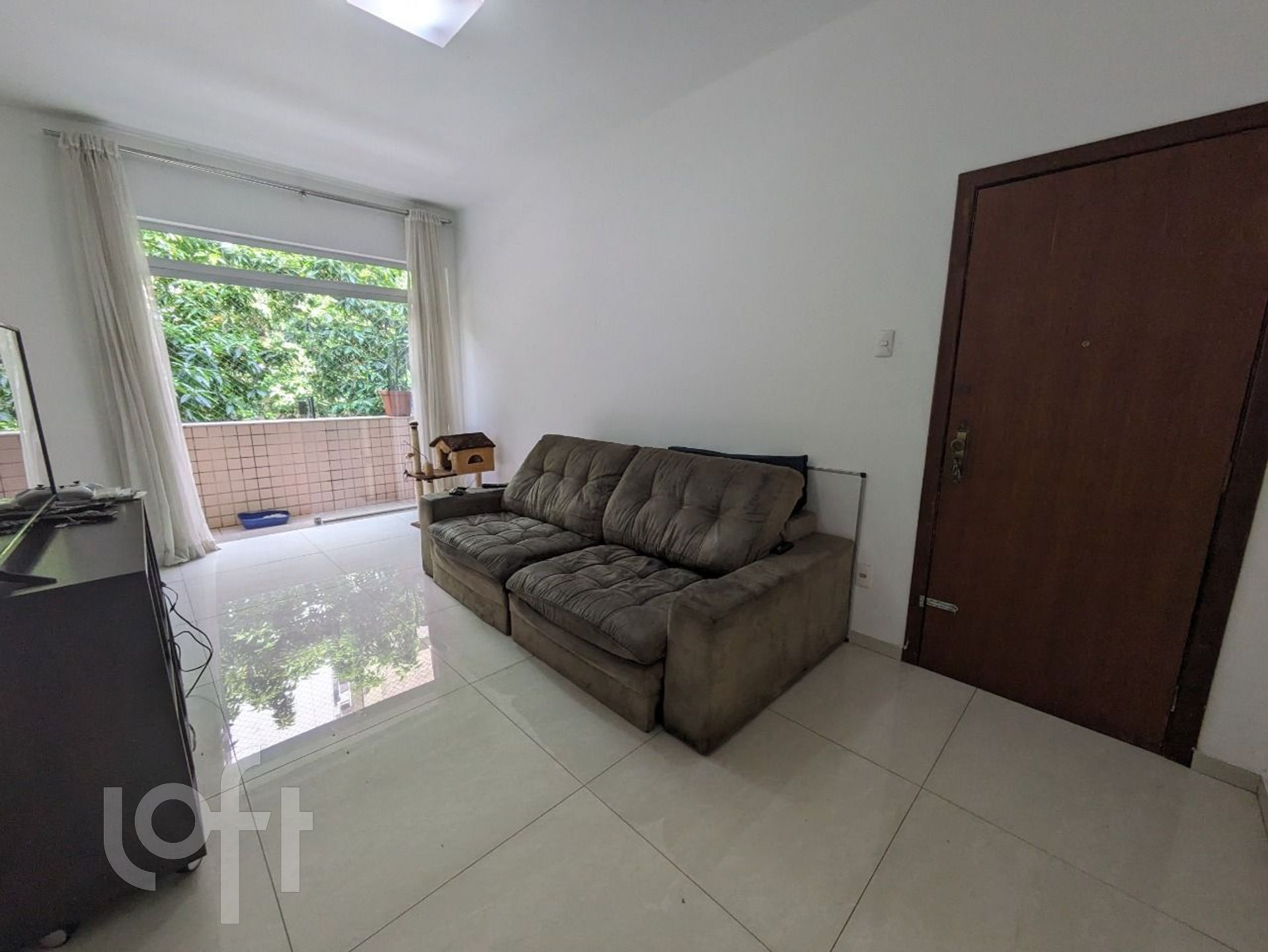 Apartamento à venda com 3 quartos, 137m² - Foto 1