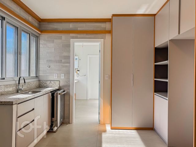 Apartamento com 142m², 2 dormitórios, 2 suítes, 2 vagas, Três Figueiras em Porto Alegre