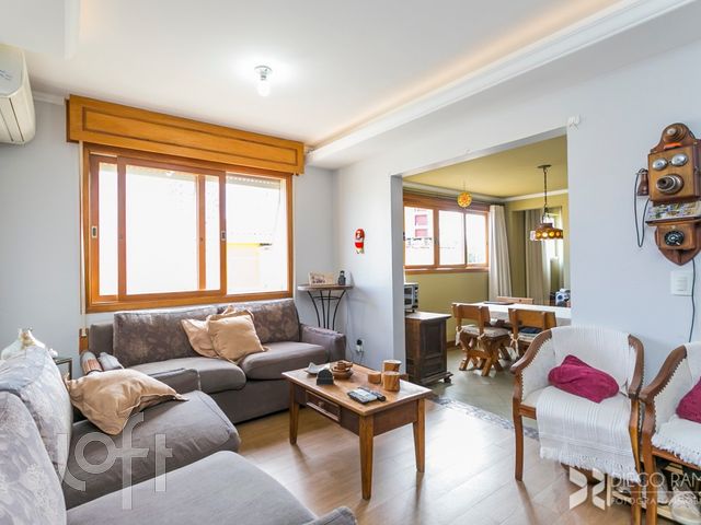 Apartamento com 107m², 3 dormitórios, 1 suíte, 1 vaga, Menino Deus em Porto Alegre