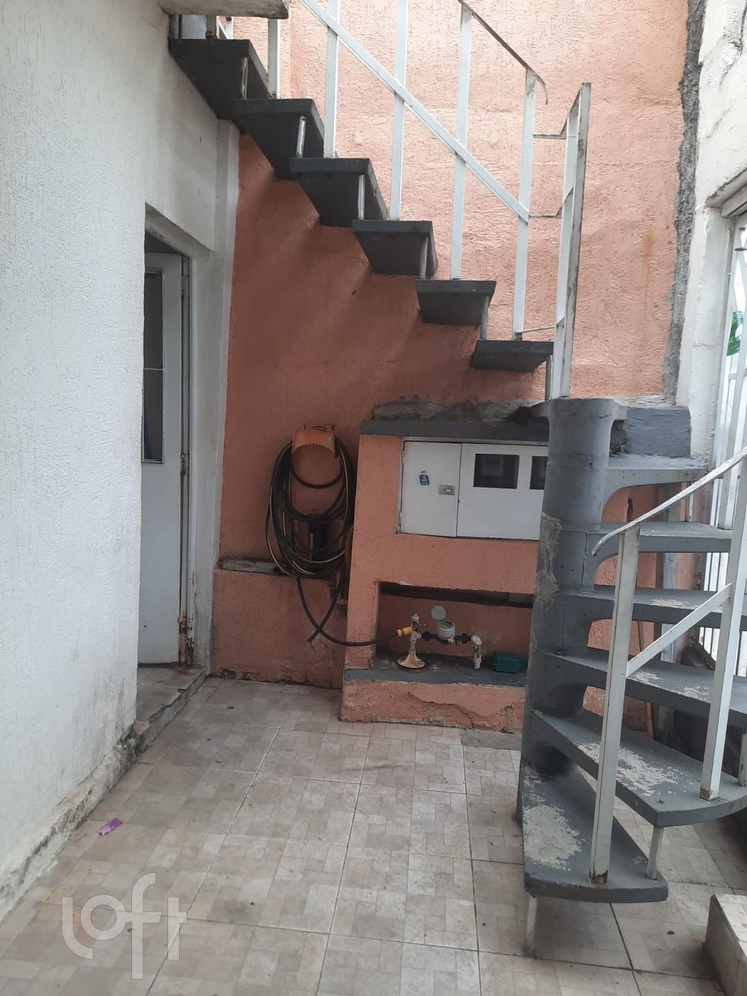 Imagem da propriedade PU75beqb 32