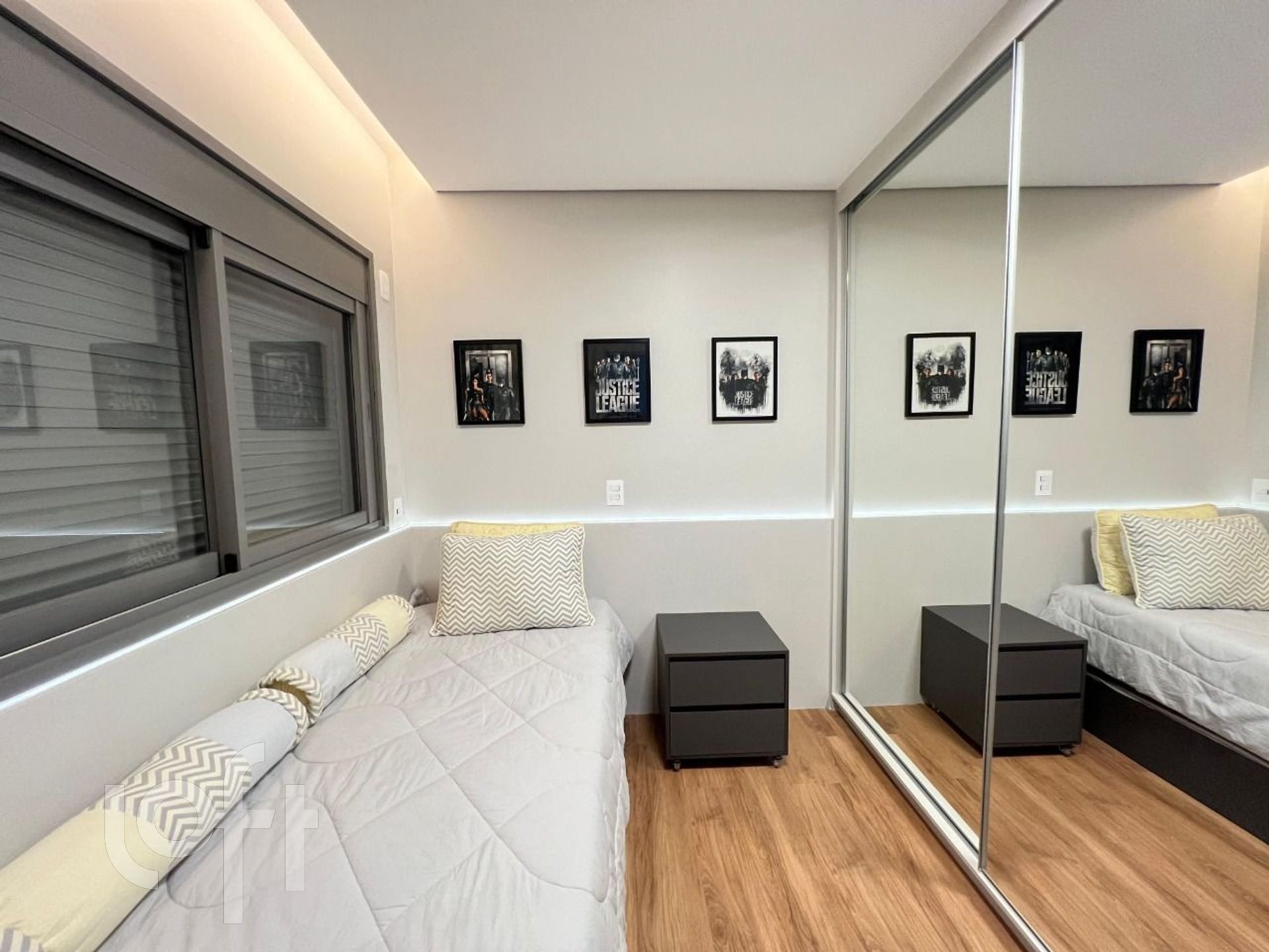 Apartamento à venda com 3 quartos, 164m² - Foto 15