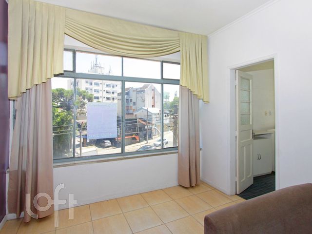 Apartamento com 78m², 2 dormitórios, 2 vagas, Petrópolis em Porto Alegre