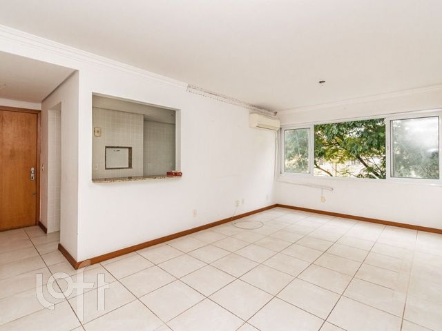 Apartamento com 67m², 2 dormitórios, 1 vaga, Floresta em Porto Alegre