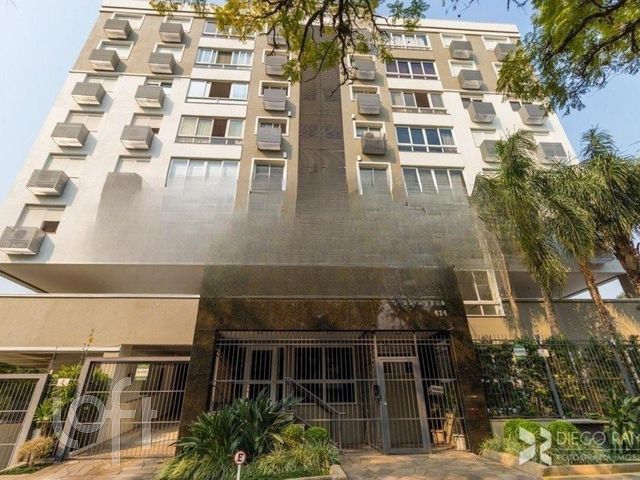 Apartamento com 67m², 2 dormitórios, 1 vaga, Floresta em Porto Alegre