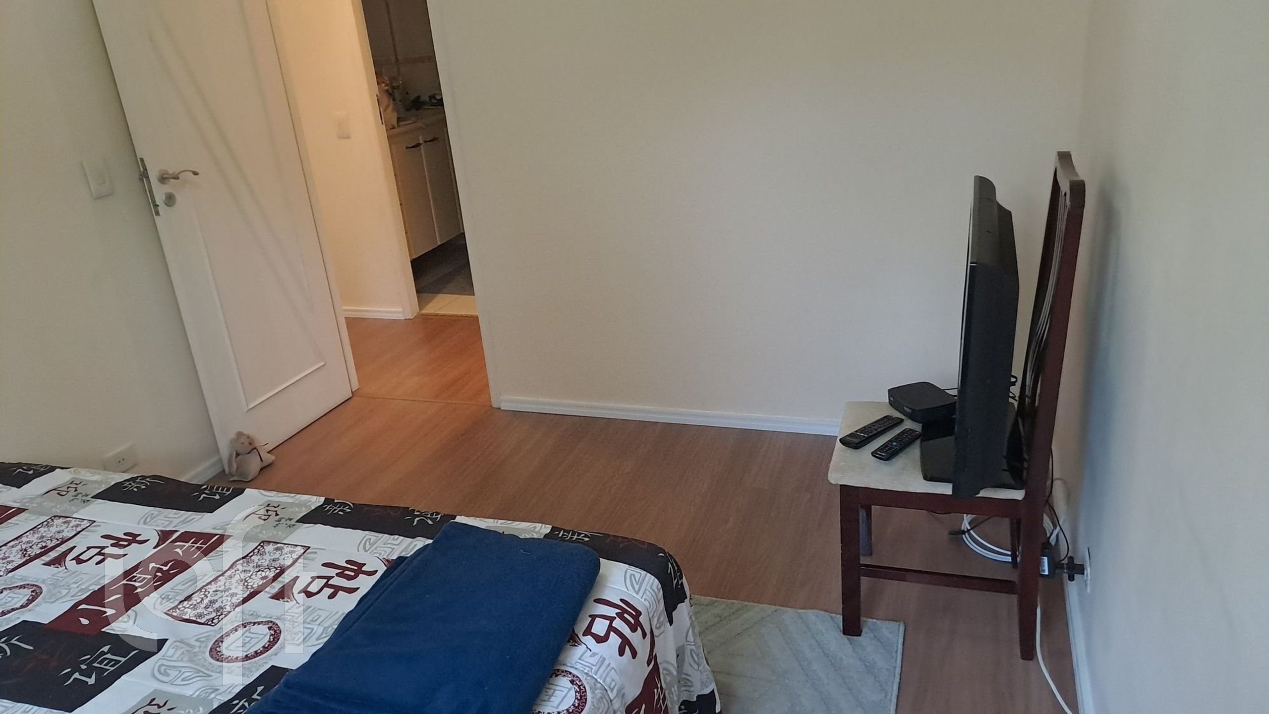 Apartamento à venda com 3 quartos, 80m² - Foto 3