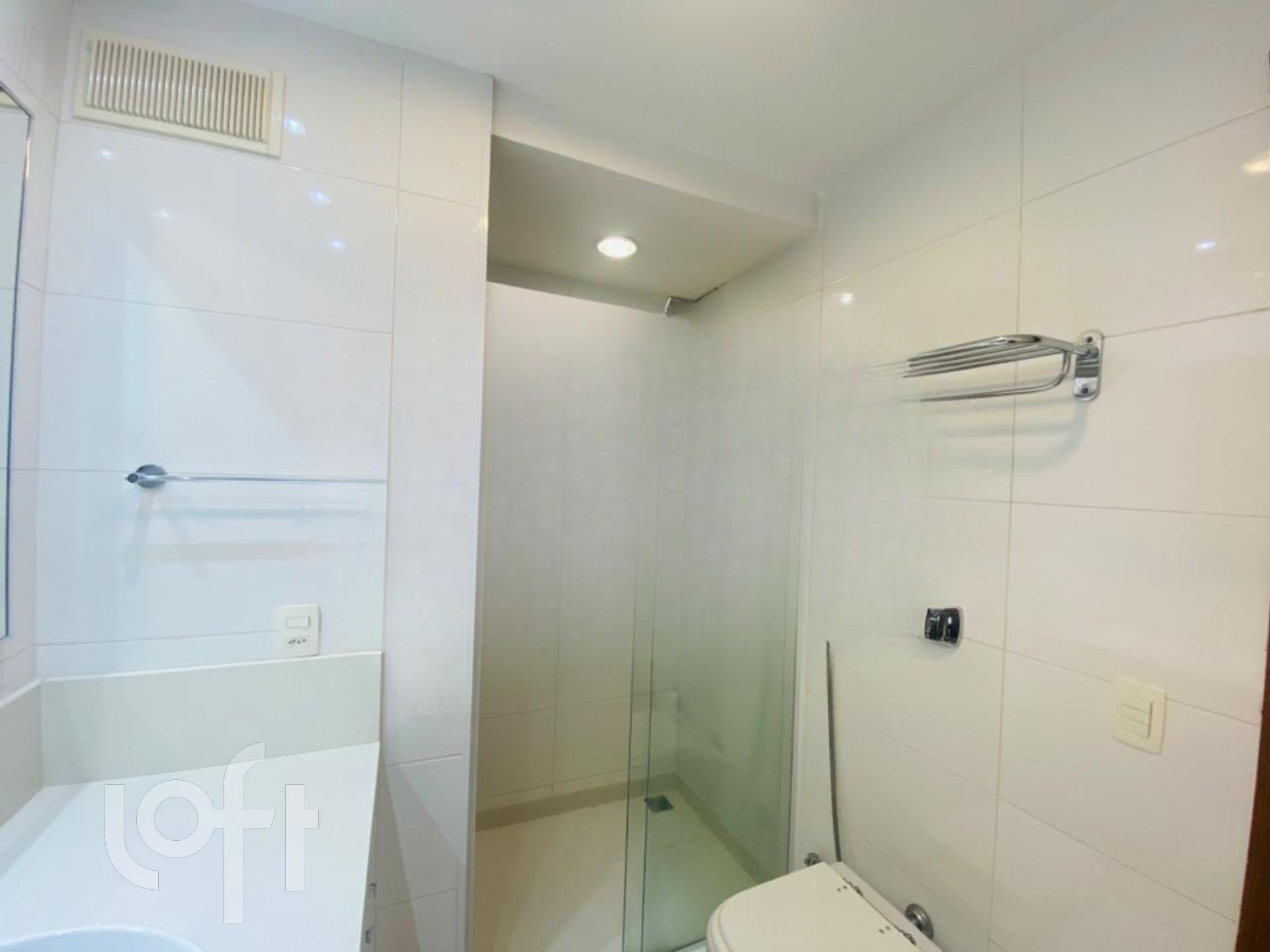 Apartamento à venda com 3 quartos, 167m² - Foto 14