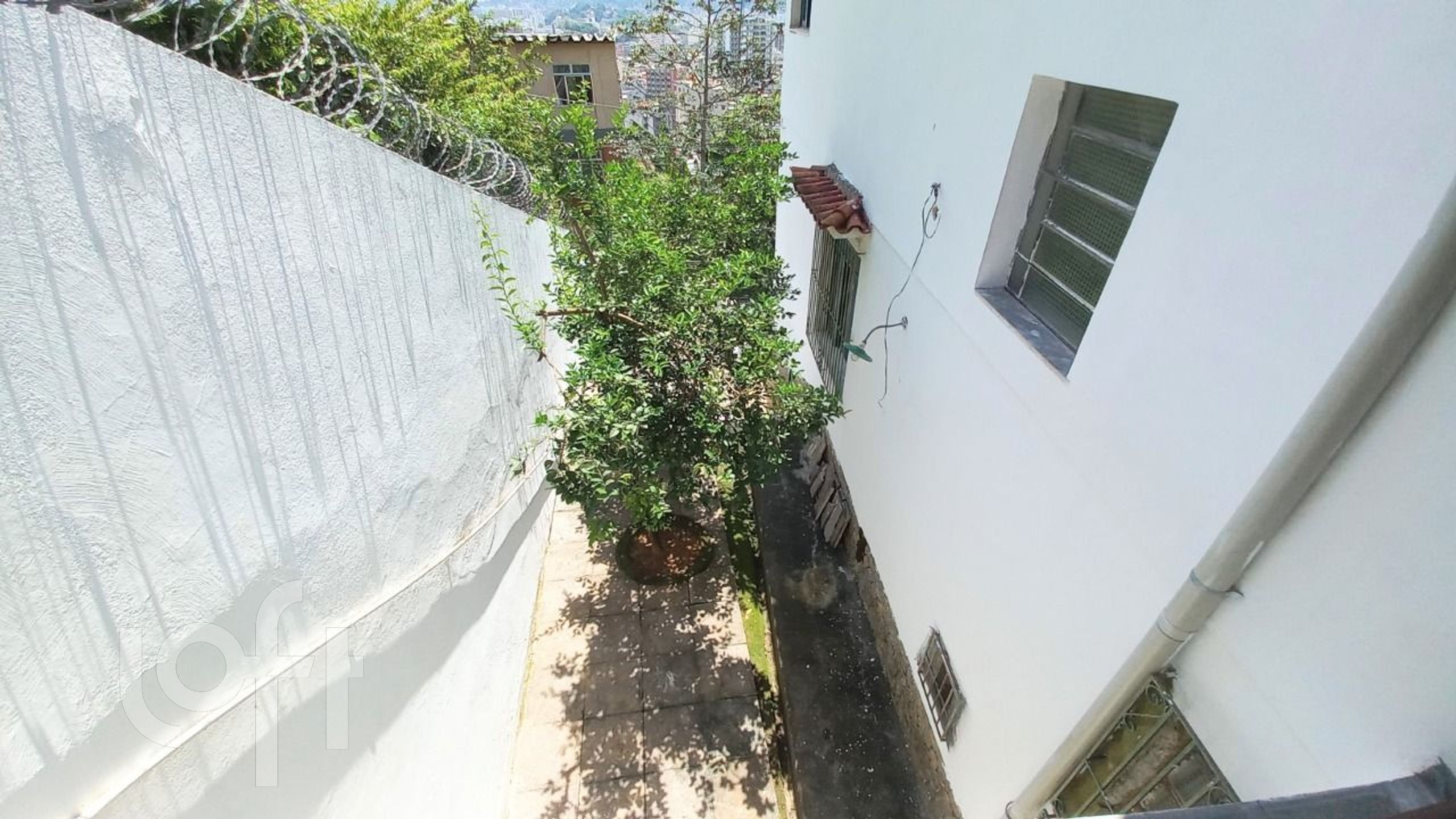 Casa à venda com 4 quartos, 700m² - Foto 41