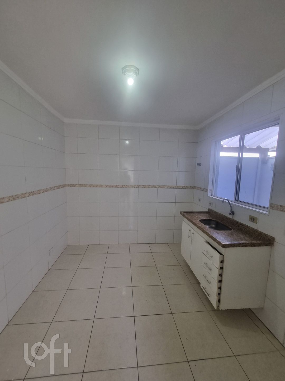 Casa de Condomínio à venda com 2 quartos, 70m² - Foto 2