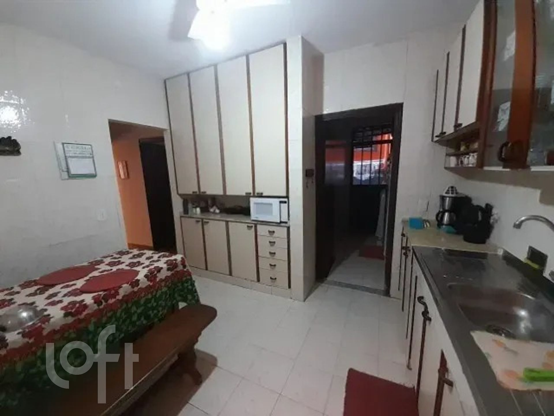 Casa à venda com 4 quartos, 210m² - Foto 19