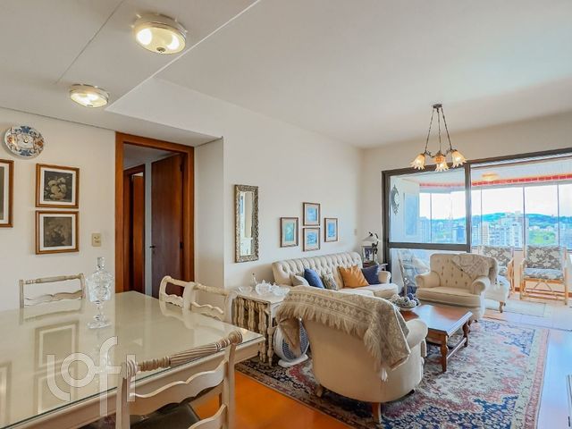 Apartamento com 90m², 3 dormitórios, 1 suíte, 1 vaga, Praia de Belas em Porto Alegre