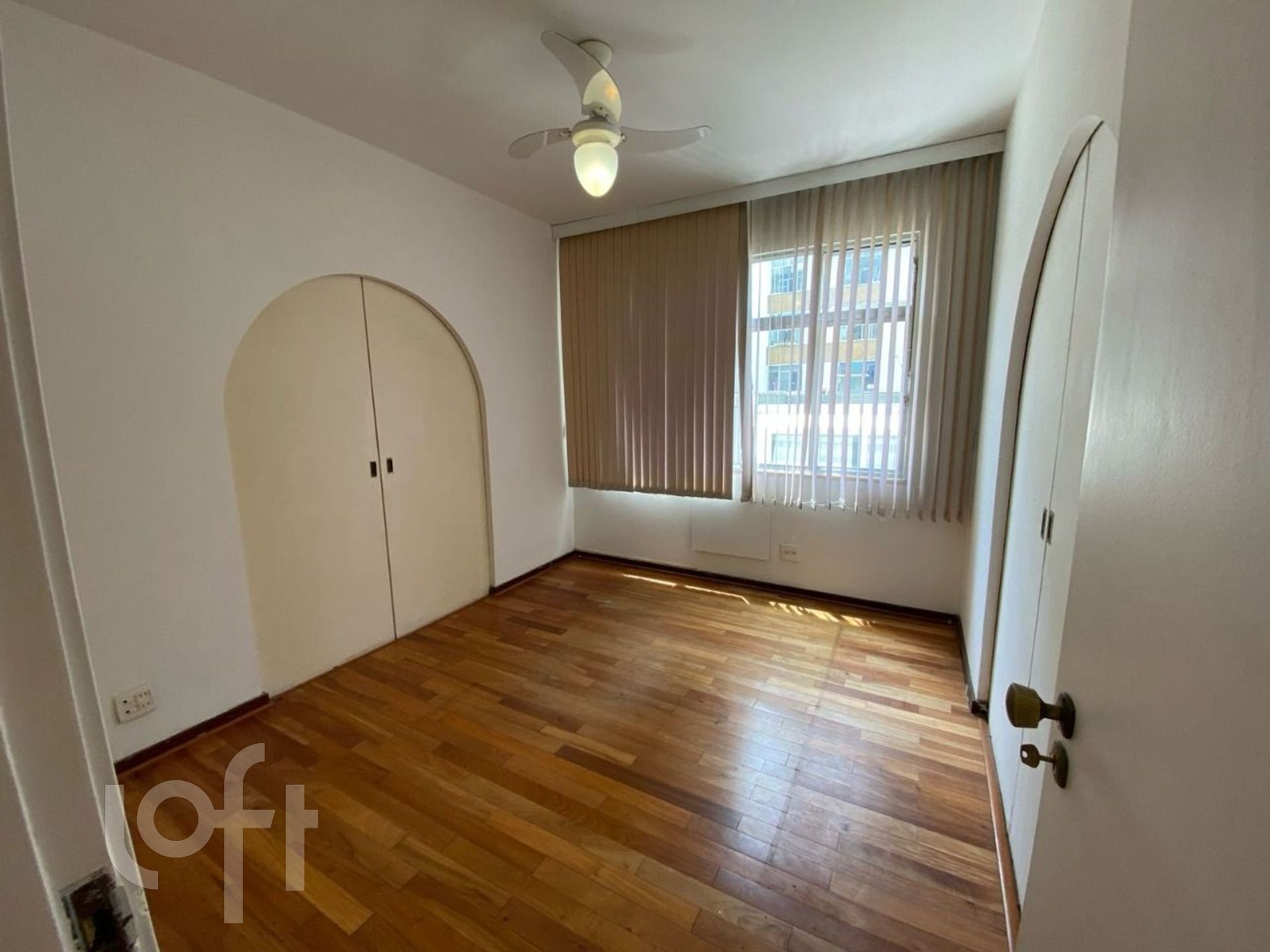 Apartamento à venda com 2 quartos, 65m² - Foto 10