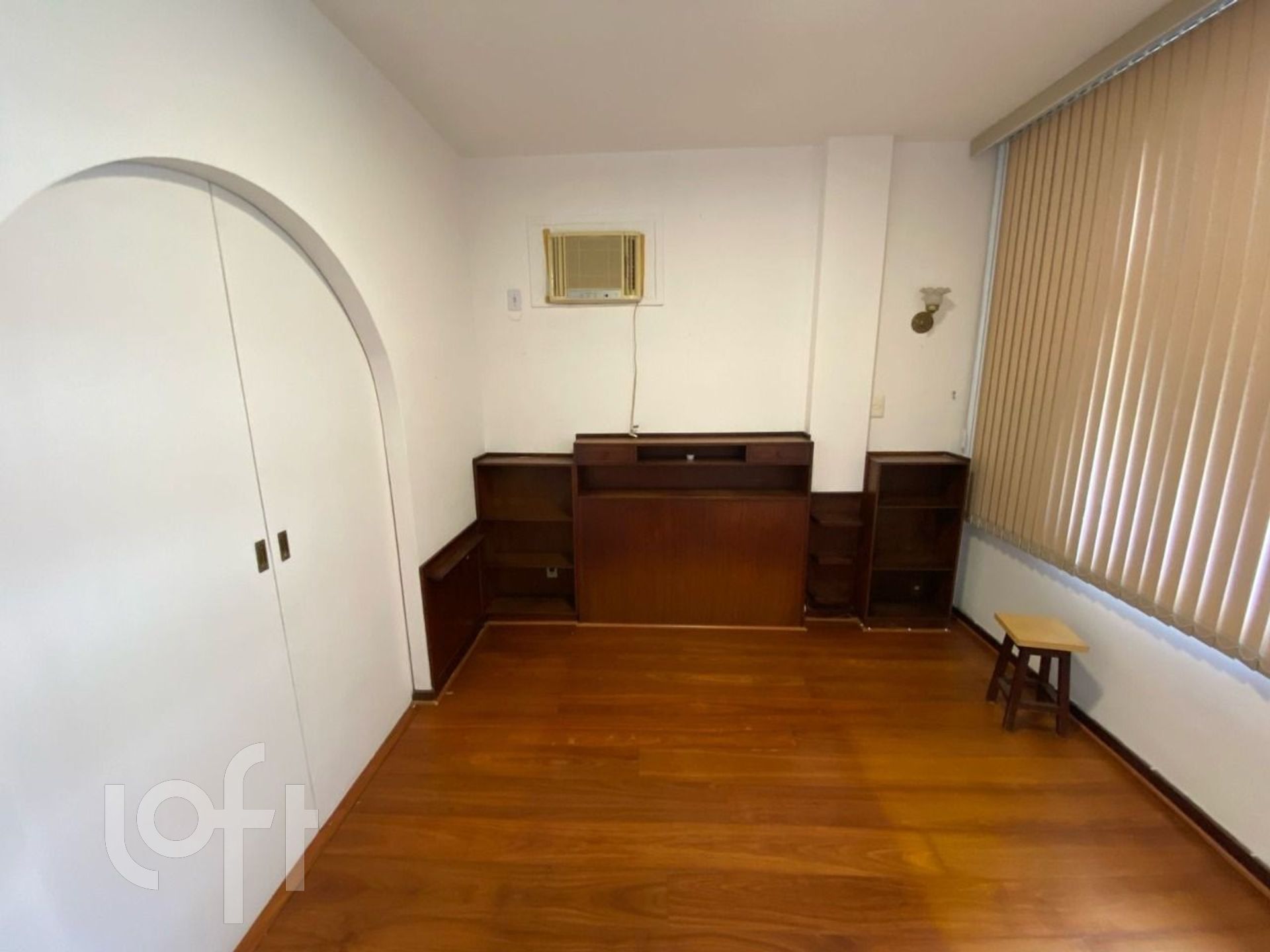 Apartamento à venda com 2 quartos, 65m² - Foto 11