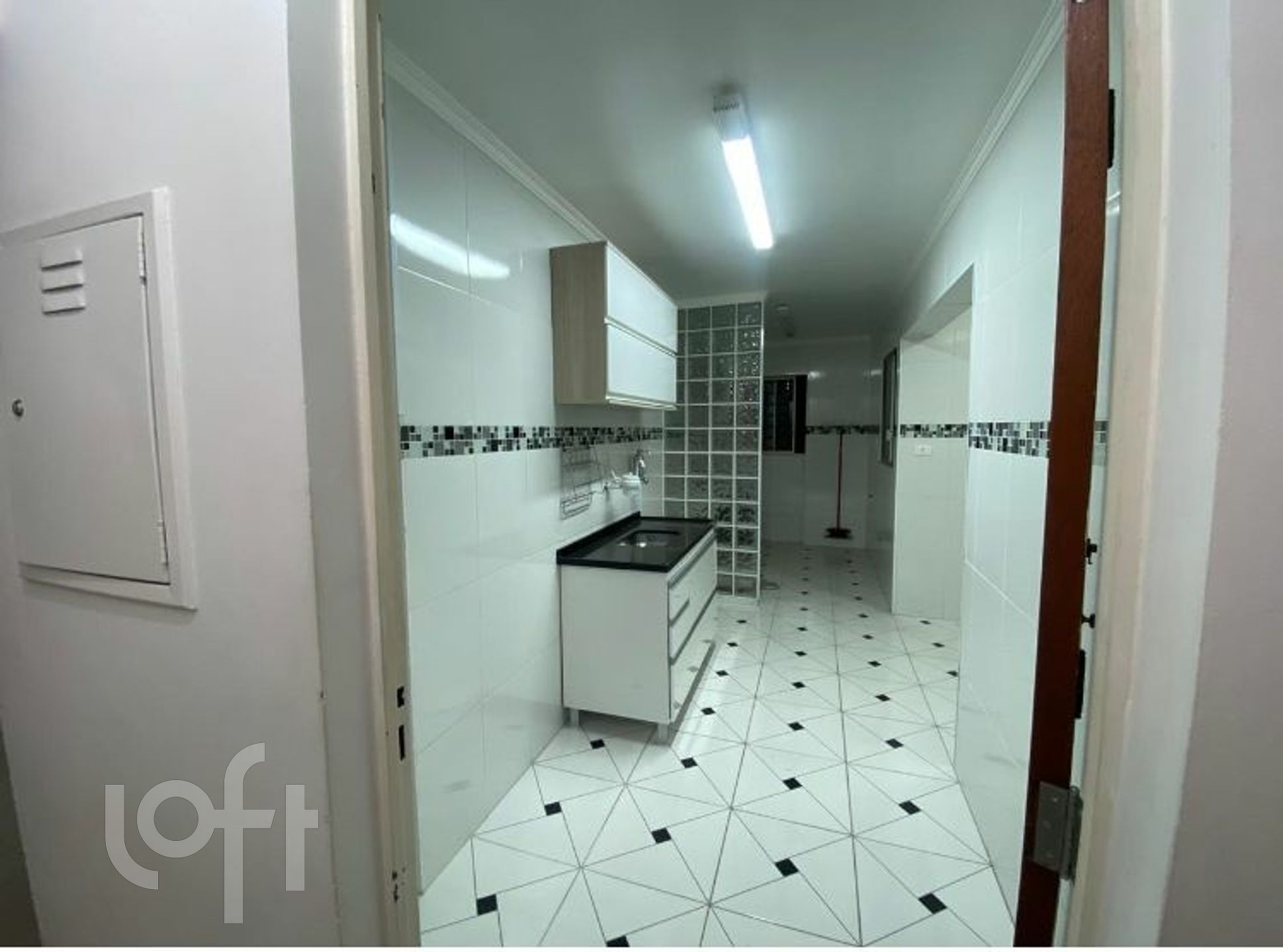 Apartamento à venda com 2 quartos, 64m² - Foto 12