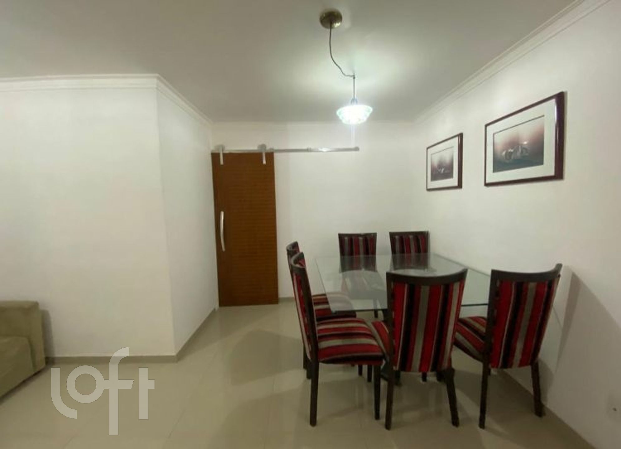 Apartamento à venda com 2 quartos, 64m² - Foto 1