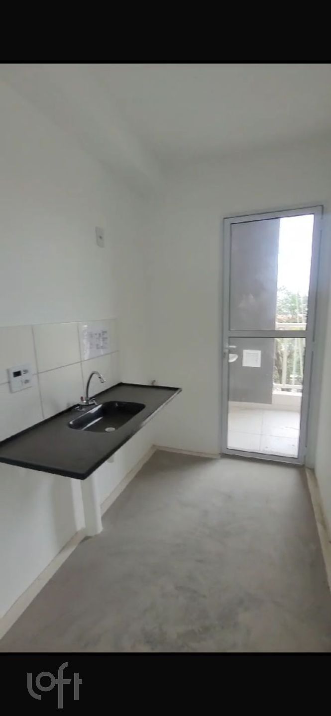 Apartamento à venda com 2 quartos, 40m² - Foto 6