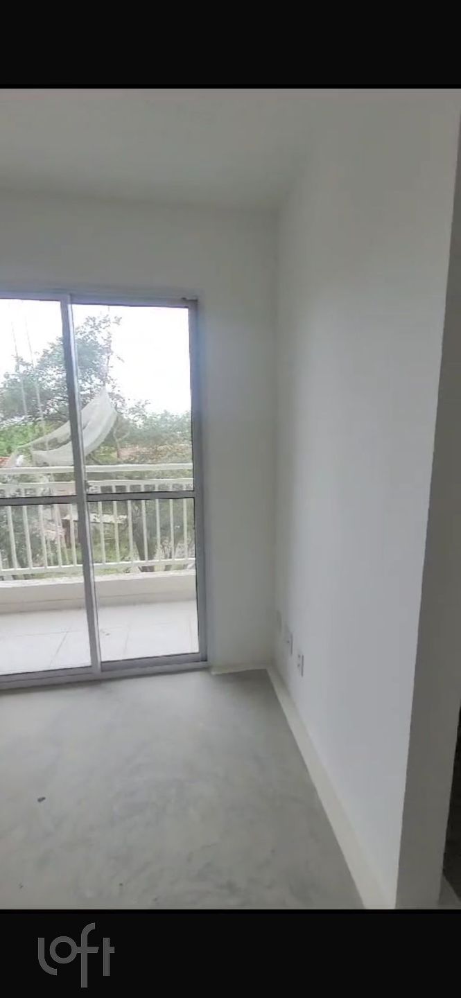 Apartamento à venda com 2 quartos, 40m² - Foto 2