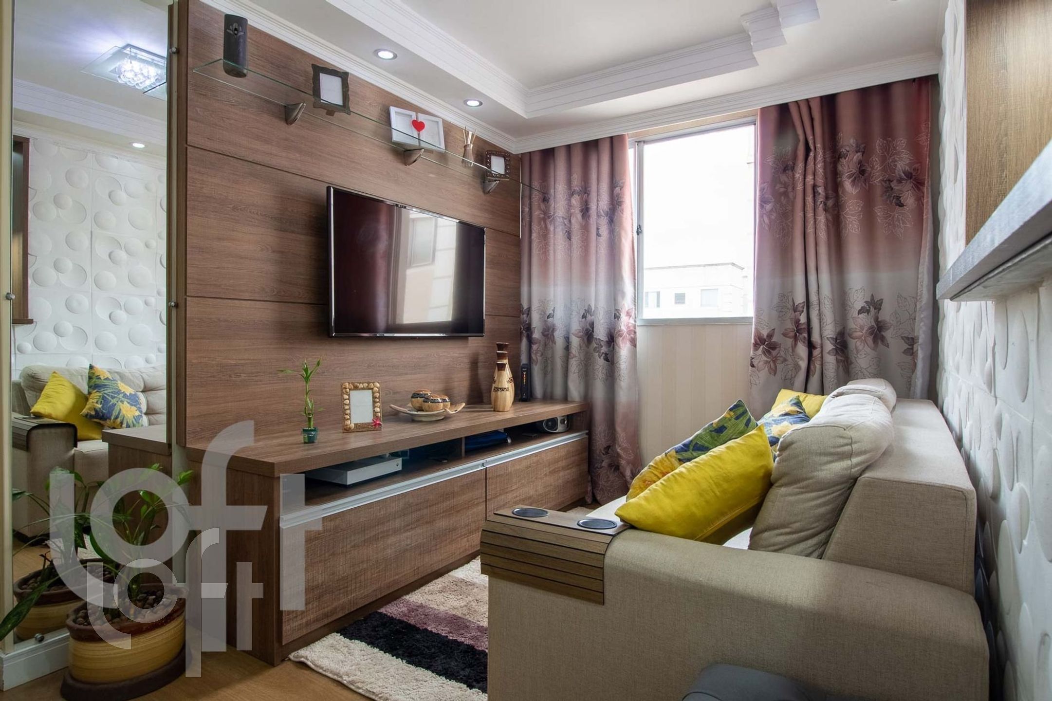 Apartamento à venda com 2 quartos, 45m² - Foto 1