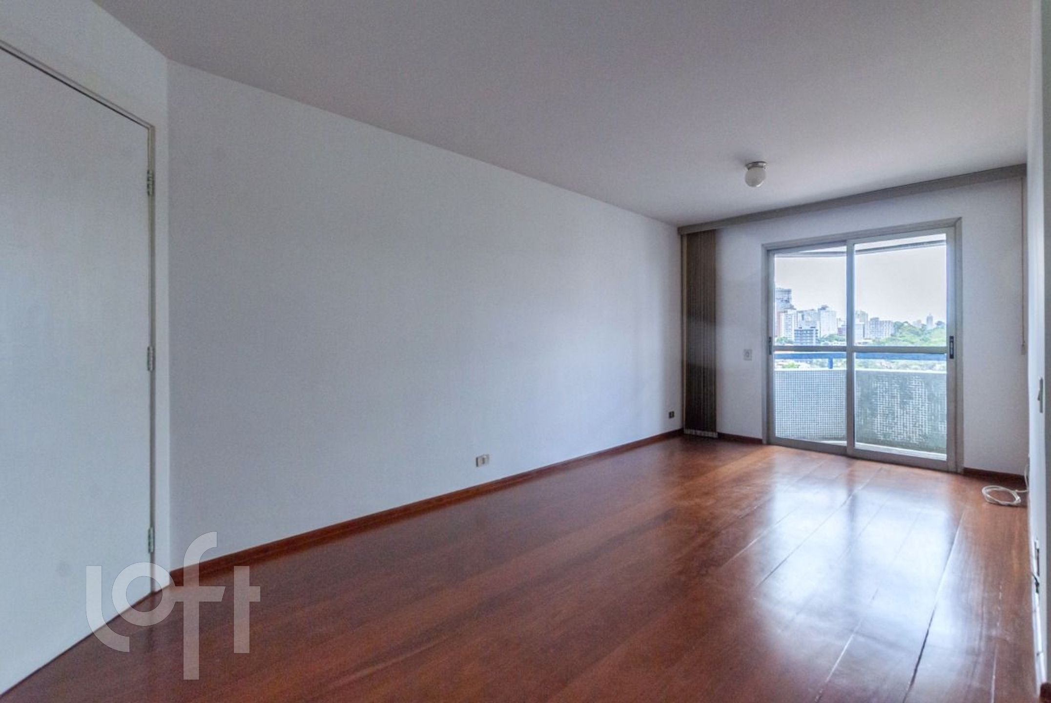 Apartamento à venda com 2 quartos, 81m² - Foto 1