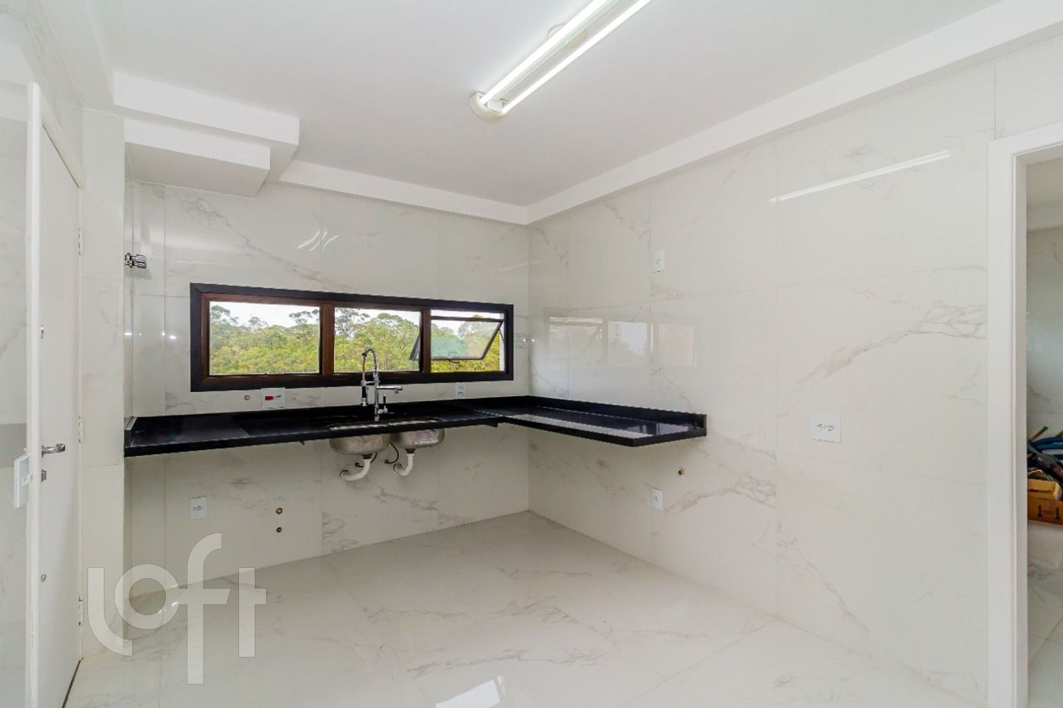 Apartamento à venda com 4 quartos, 176m² - Foto 65