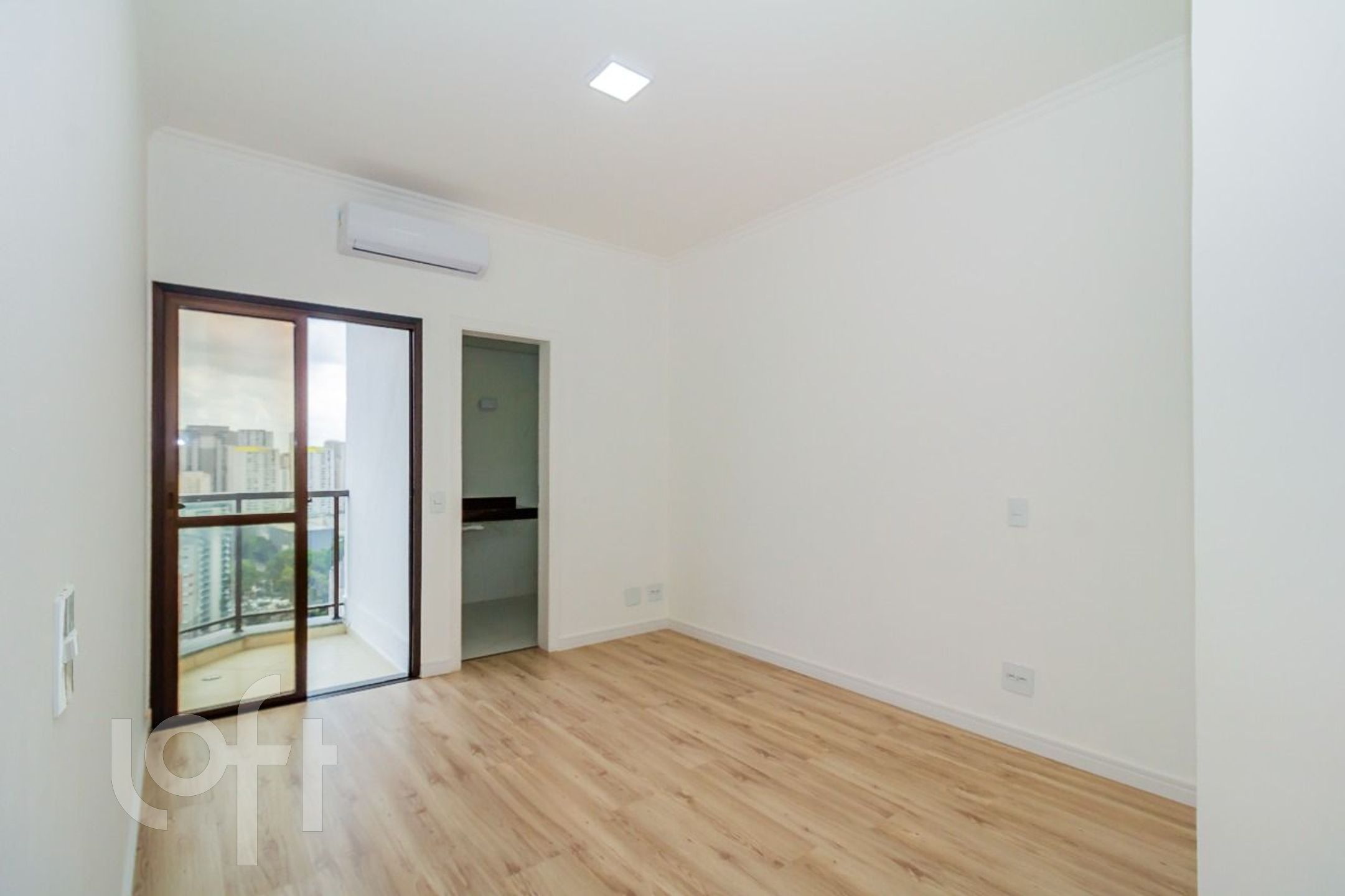 Apartamento à venda com 4 quartos, 176m² - Foto 42