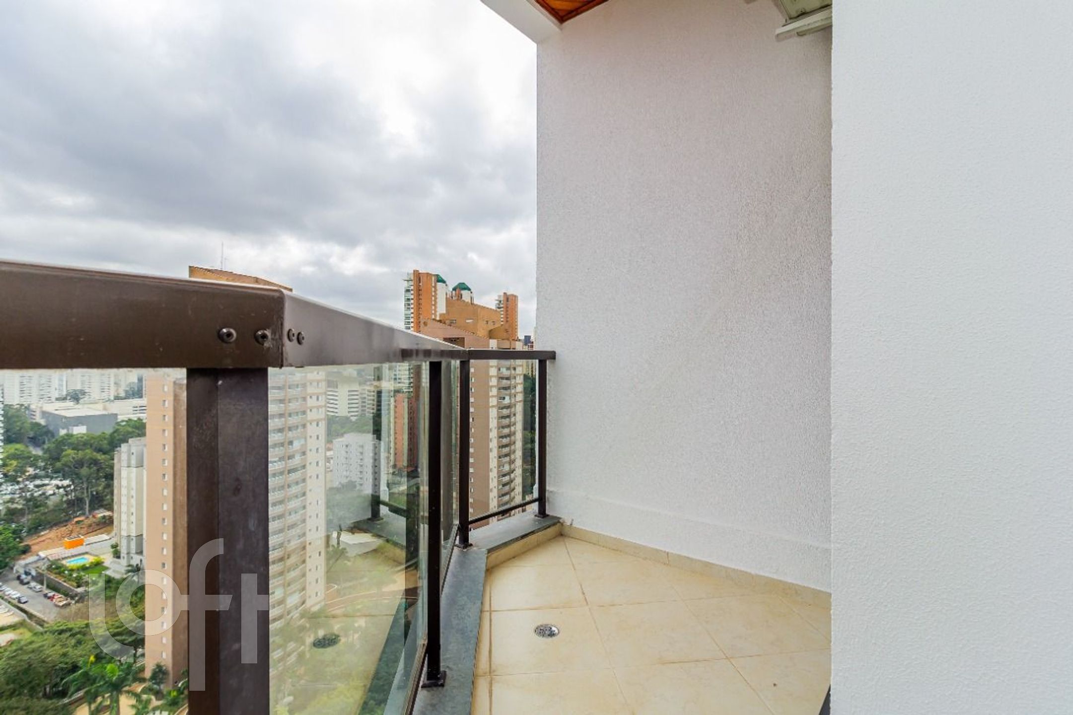 Apartamento à venda com 4 quartos, 176m² - Foto 27