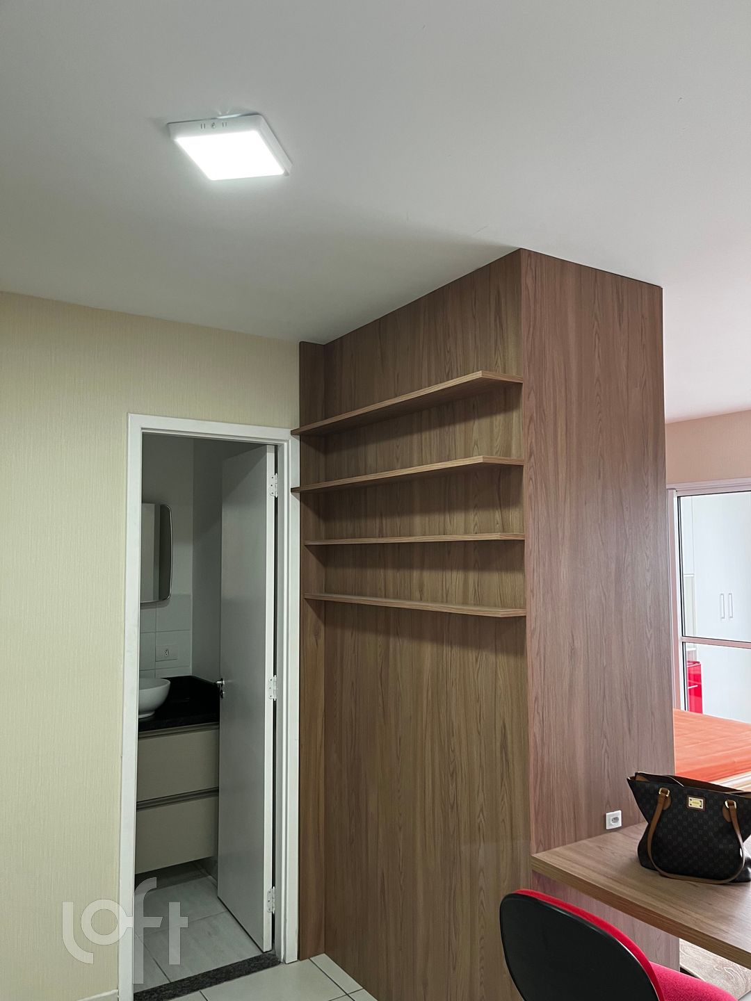 Apartamento à venda com 1 quarto, 36m² - Foto 11