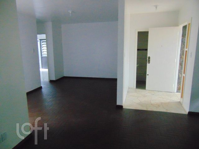 Casa com 200m², 3 dormitórios, 1 suíte, 2 vagas, Jardim Botânico em Porto Alegre