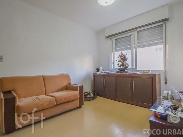 Apartamento com 147m², 2 dormitórios, 4 vagas, Petrópolis em Porto Alegre