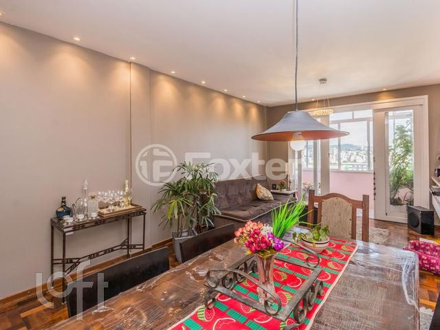 Apartamento com 110m², 3 dormitórios, 1 vaga, Rio Branco em Porto Alegre